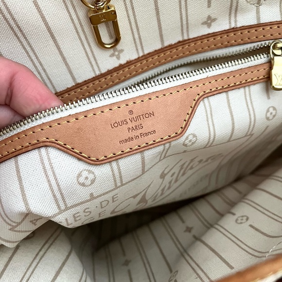 SOLD - Louis Vuitton Damier Azur Neverfull MM - Picture 14 of 16